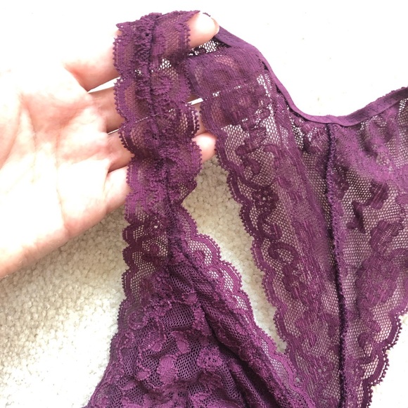 2-Pack Victoria’s Secret Lace Racerback Bralettes - Picture 4 of 4